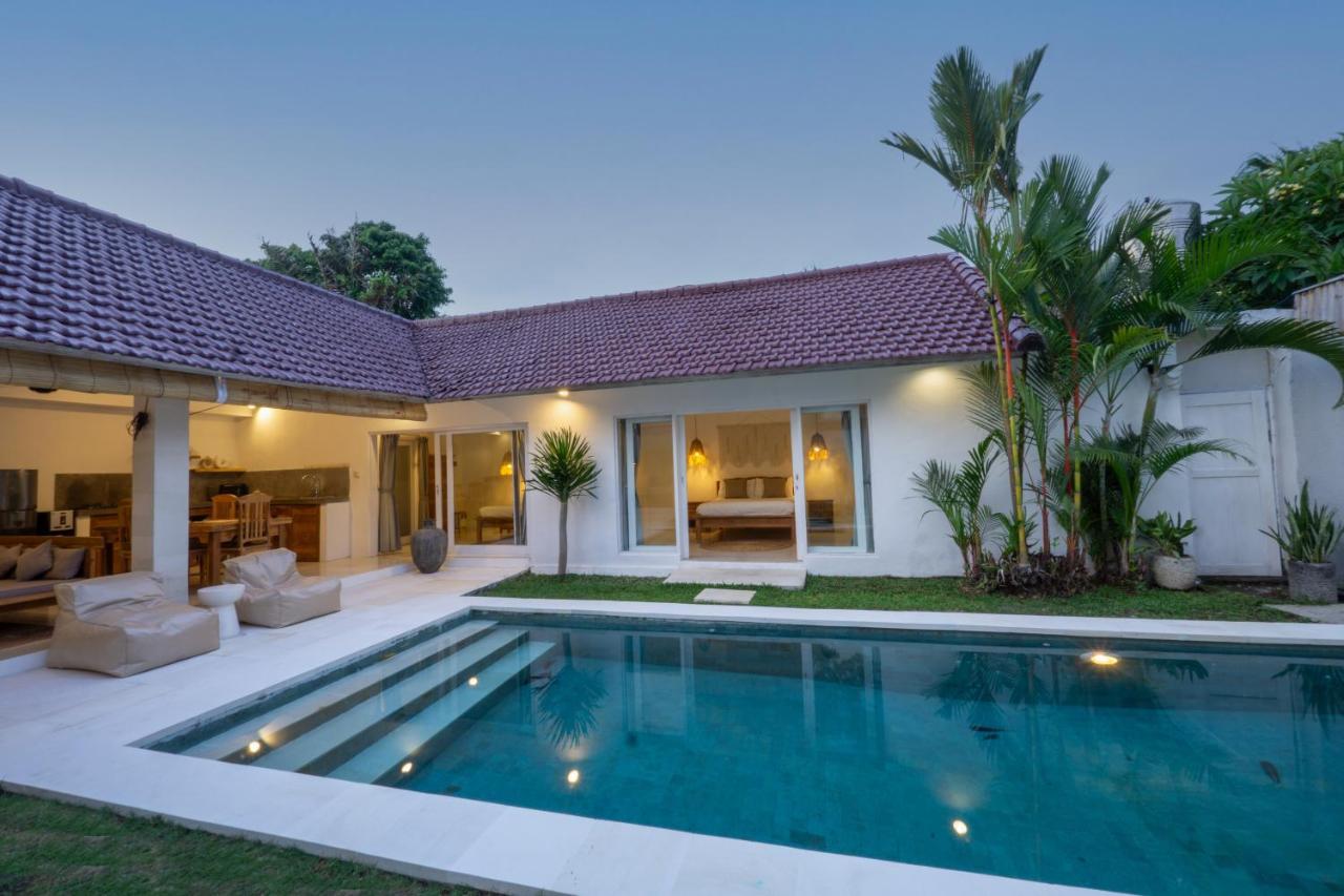 Villa Pagu Seminyak  Bagian luar foto
