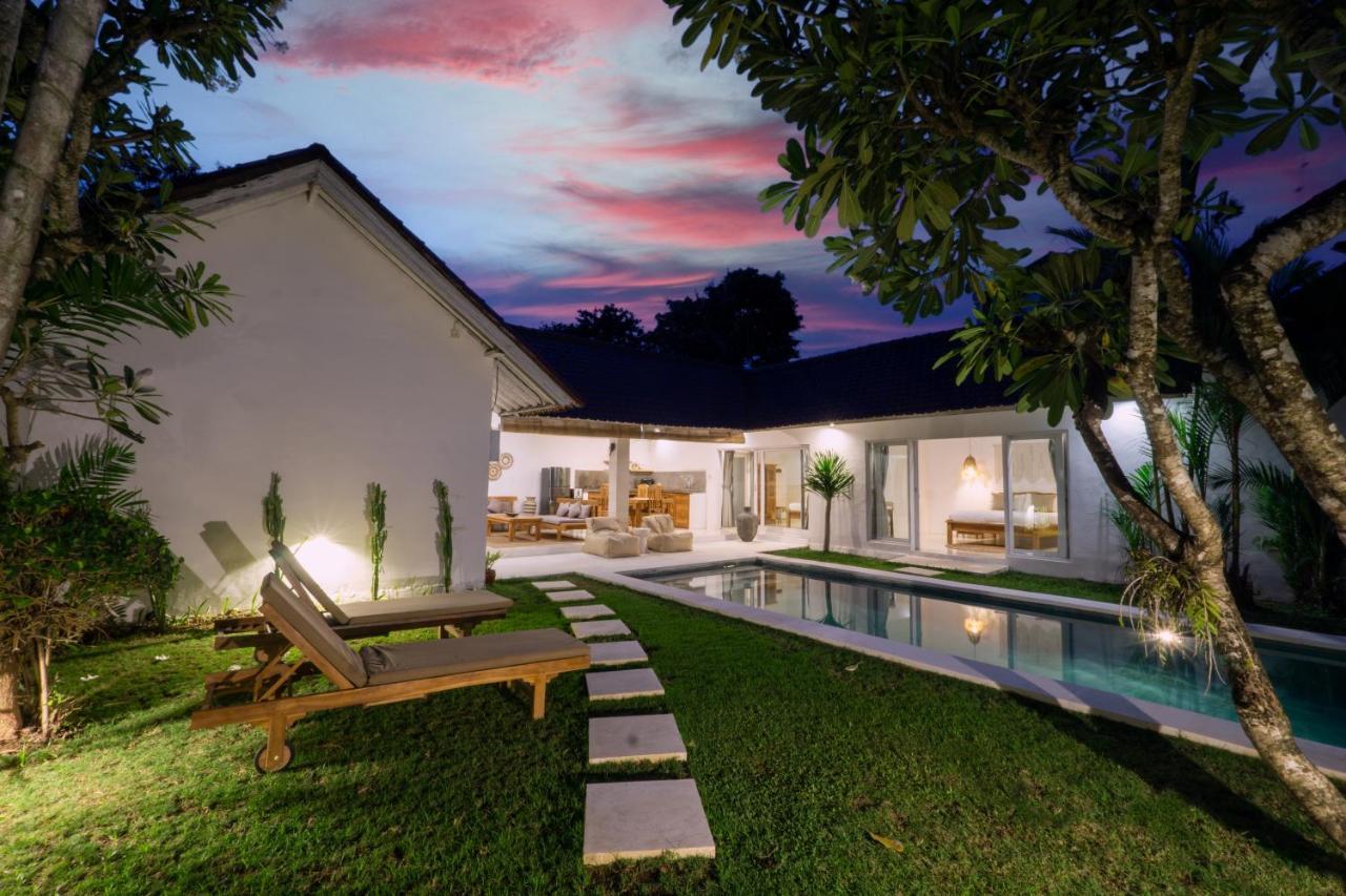 Villa Pagu Seminyak  Bagian luar foto
