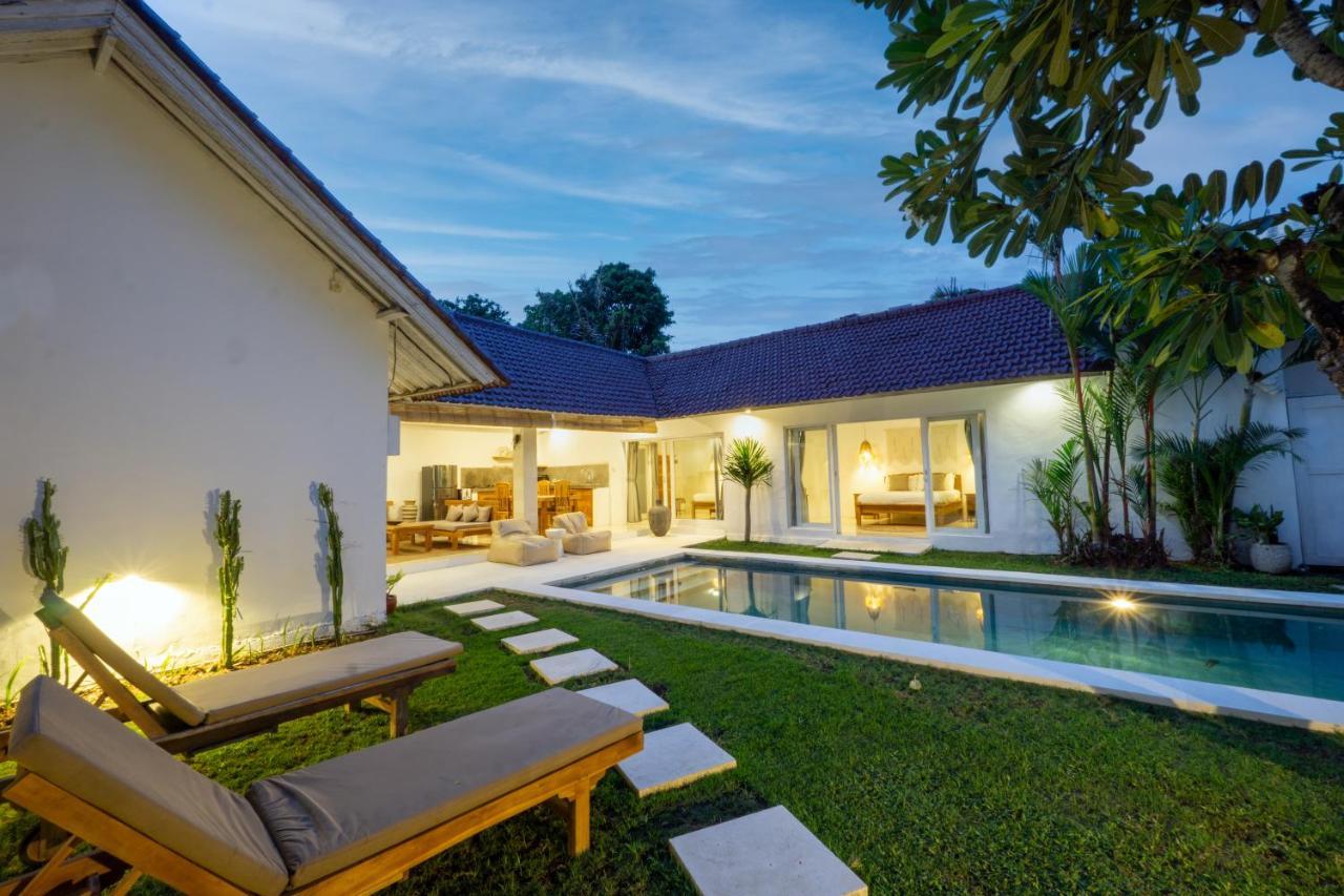 Villa Pagu Seminyak  Bagian luar foto