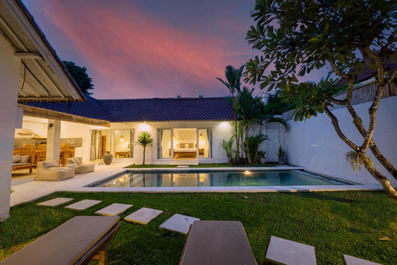 Villa Pagu Seminyak  Bagian luar foto